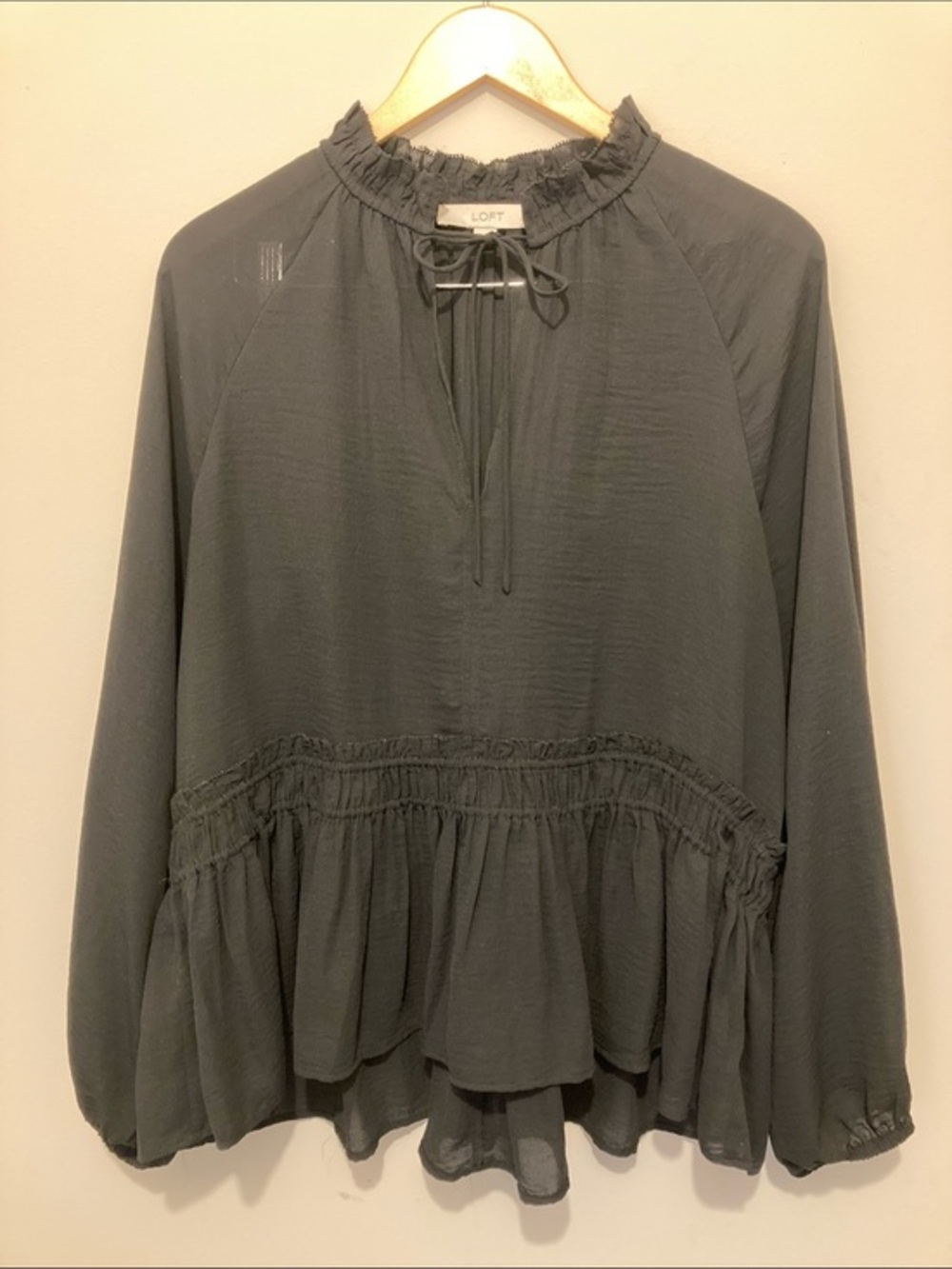LOFT black  Ruffle Peplum Long-Sleeve Blouse SzL